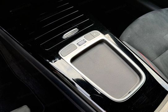 Mercedes Klasa A 250 e z EQ  AMG Line