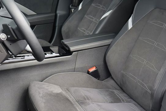 Opel Astra VI Ultimate AT8 1.2 Turbo