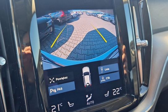 Volvo XC60 B4 D AWD Momentum Pro