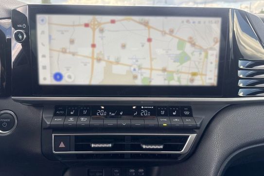 Toyota Camry 2.5 Hybrid Dynamic Force Prestige e-CVT