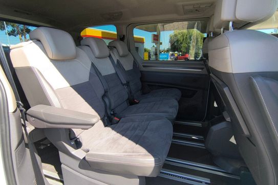 Volkswagen Multivan TSI L1 DSG