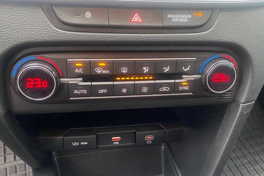 Kia Ceed 1.5 T-GDI M