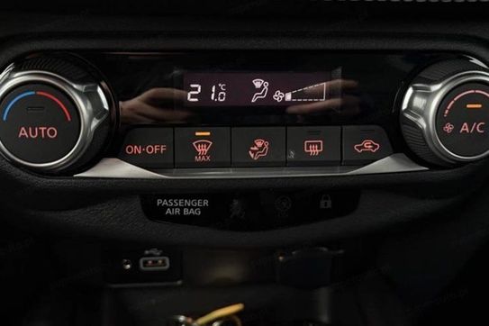 Nissan Juke 1.0 DIG-T N-Connecta