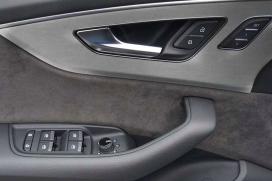 Audi Q7 TDI quattro S Line