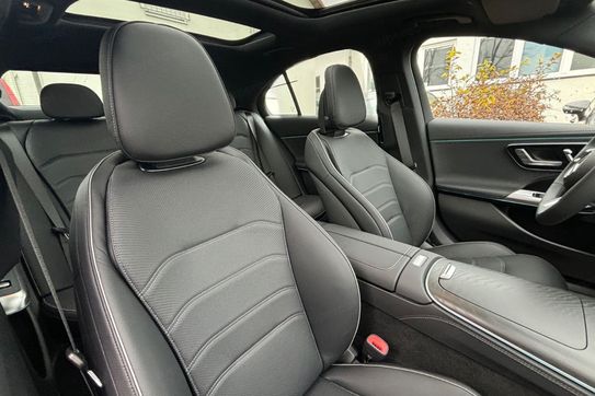 Mercedes Klasa E 220 d 4-Matic AMG