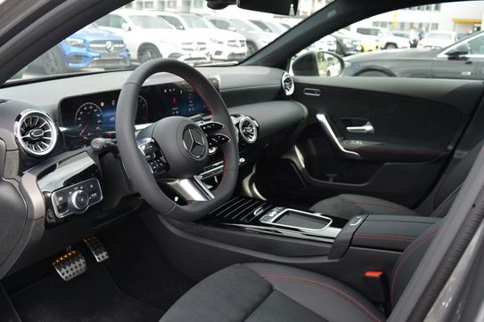 Mercedes Klasa A 200 AMG Line