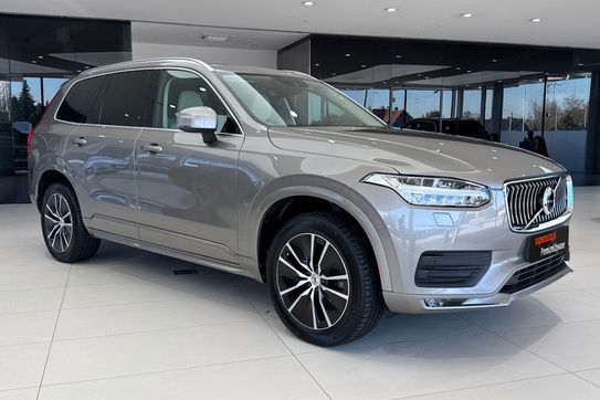 Volvo XC90 D5 AWD Momentum Pro 7os