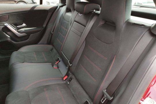 Mercedes CLA Shooting Brake 220 d 4MATIC AMG Line