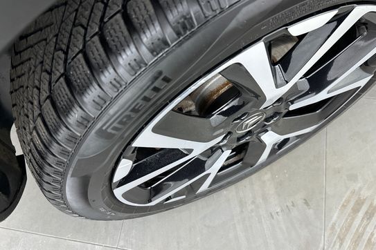 Citroen C5 Aircross Shine Pack 1.6 Hybrid e-EAT8