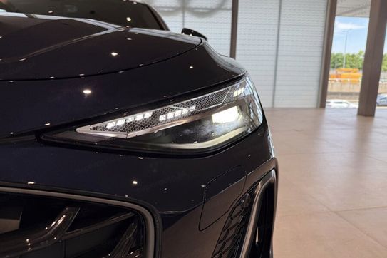 Audi A6 TDI quattro S line Avant