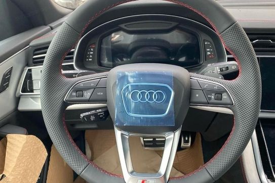 Audi Q8 TFSI e quattro