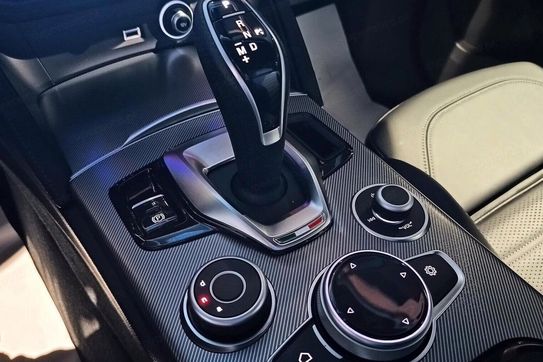 Alfa Romeo Stelvio 2.0 Turbo Veloce Q4 aut