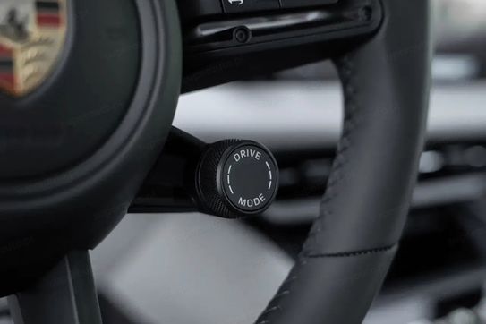 Porsche Macan 4