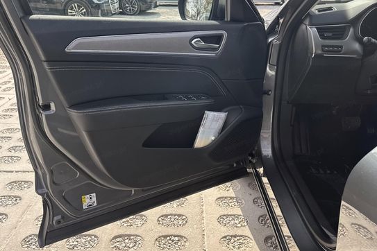 Renault Arkana Intens 1.3 TCe mHEV  EDC