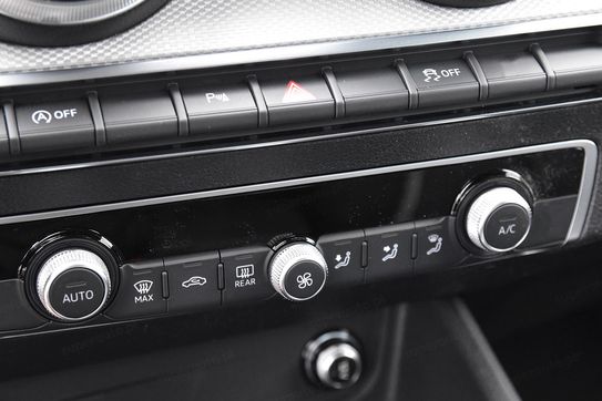 Audi Q2 35 TFSI S Line