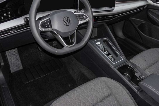 Volkswagen Golf Life Plus 1.5 eTSI mHEV DSG