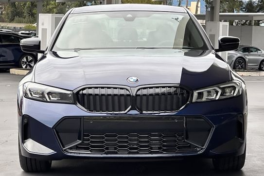 BMW Seria 3 330i xDrive M Sport