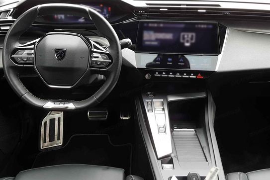 Peugeot 408 GT e-DCS 1.2 mHEV