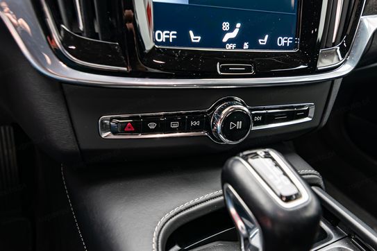 Volvo V90 Cross Country T5 AWD