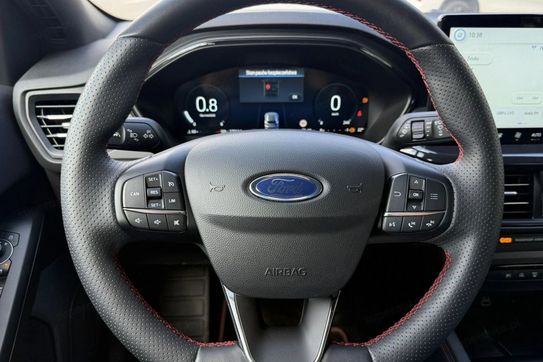 Ford Focus EcoBoost mHEV ST-Line X