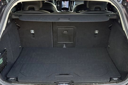 Volvo V60 T6 AWD Plug-In Hybrid Plus Dark