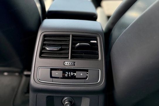 Audi A4 40 TFSI quattro S Line