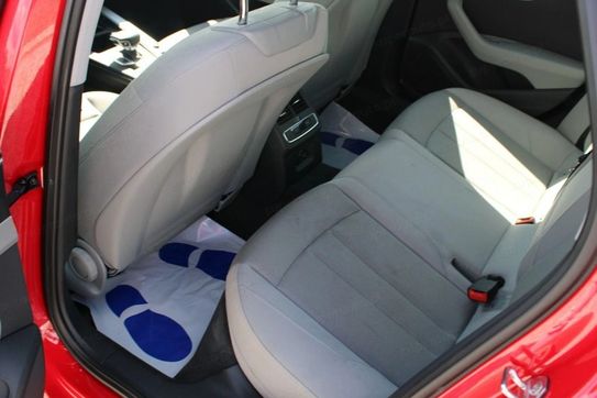 Audi A4 30 TDI