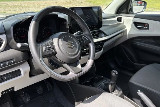 Suzuki Swift Dualjet SHVS Premium Plus