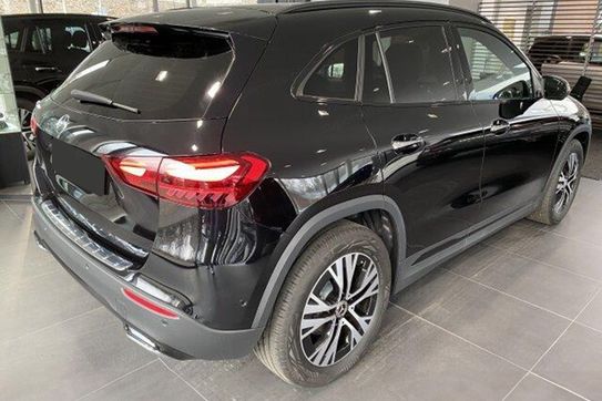 Mercedes GLA 200 Progressive