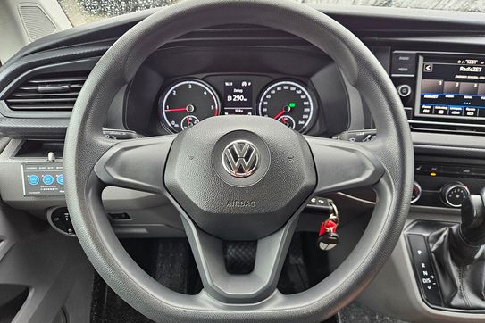 Volkswagen Transporter TDI L2H1 Zabudowa Warsztatowa