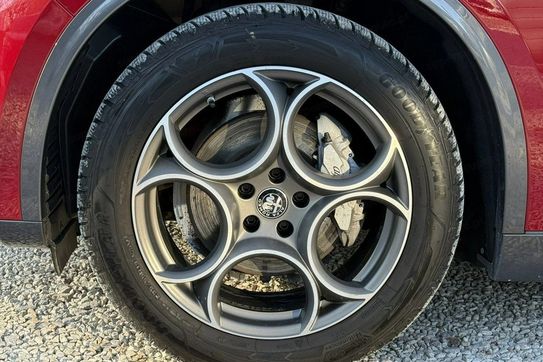 Alfa Romeo Stelvio 2.0 Turbo Veloce Q4 aut