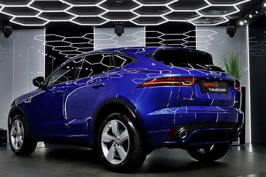 Jaguar E-Pace 2.0 i4P AWD R-Dynamic SE