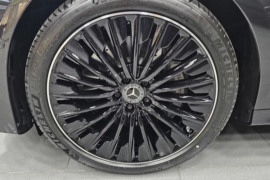 Mercedes Klasa E 220 d 4-Matic AMG