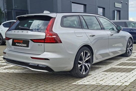 Volvo V60 B3 B Plus Dark