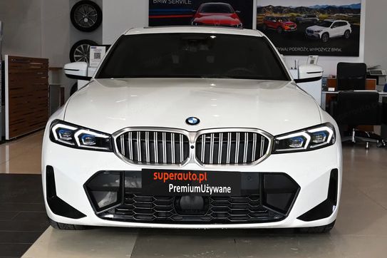 BMW Seria 3 330i xDrive M Sport