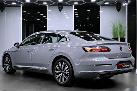 Volkswagen Arteon 2.0 TSI Elegance DSG