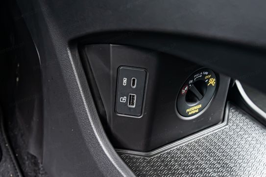 Omoda 5 1.5 T-GDI Hybrid Premium DHT