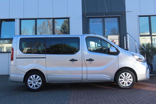 Nissan Primastar Tekna dCi 9A/T
