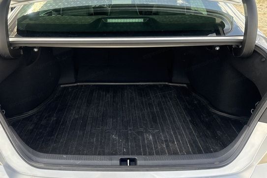 Toyota Camry 2.5 Hybrid Dynamic Force Prestige e-CVT