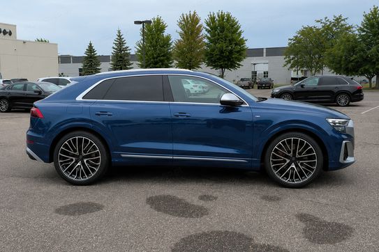 Audi Q8 SQ8 TFSI quattro