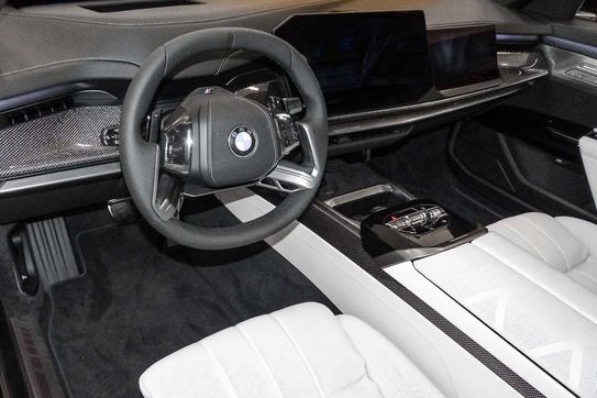 BMW Seria 7 740 xDrive M Sport