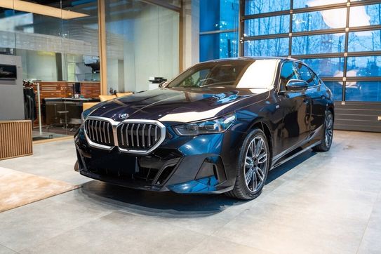 BMW Seria 5 520d xDrive M Sport