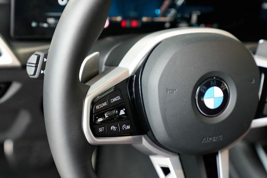 BMW Seria 3 330i xDrive M Sport