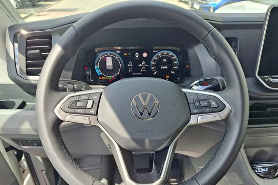 Volkswagen Crafter L4H3 8AT
