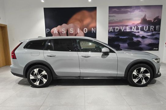 Volvo V60 B4 D Core aut