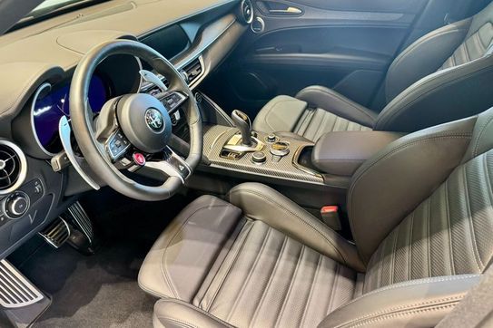 Alfa Romeo Stelvio 2.9 Bi Turbo V6 Quadrifoglio Q4