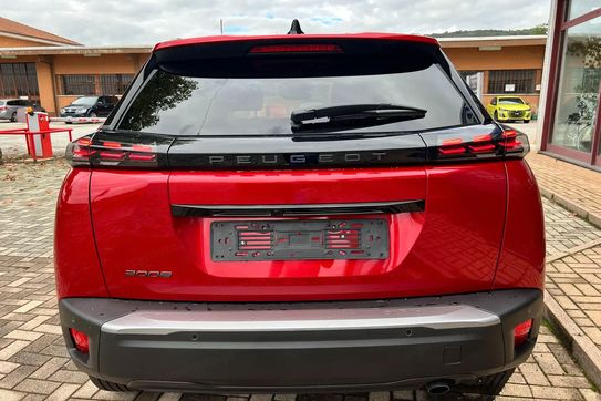 Peugeot 2008 Allure EAT8 1.2 PureTech