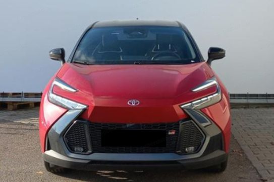 Toyota C-HR GR Sport 2.0 Hybrid Dynamic Force Plug-in