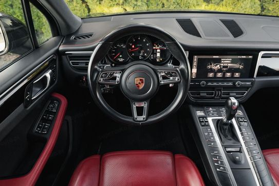Porsche Macan Standard