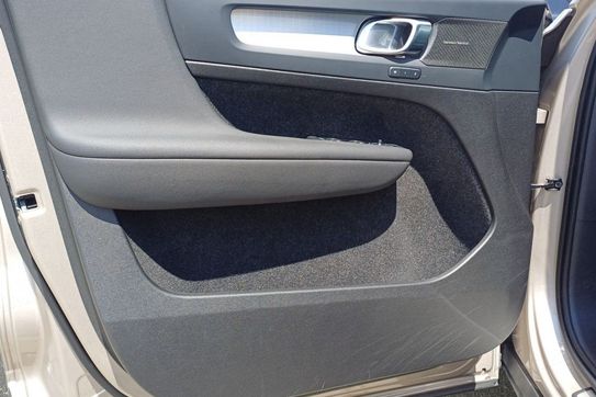 Volvo XC40 B3 Plus Dark aut